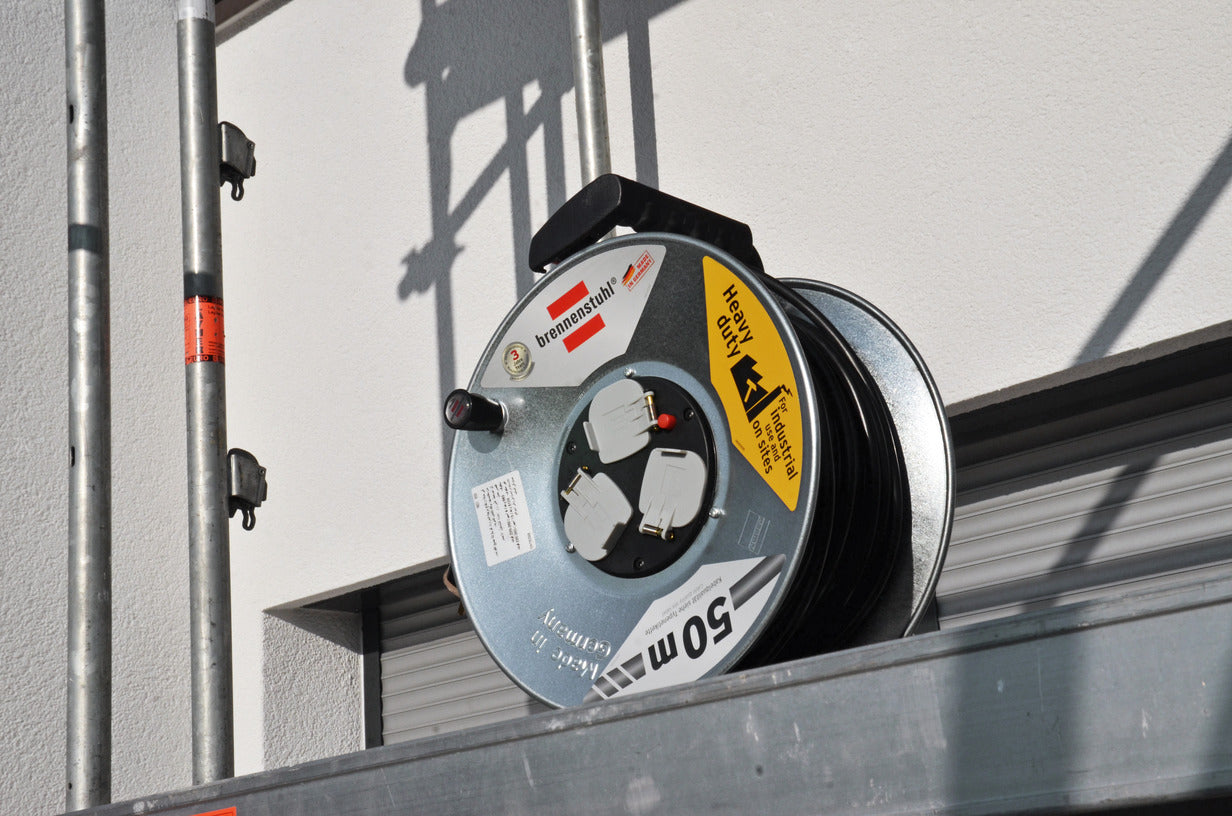 Brennenstuhl Garant 50M Extension Cable Reel with 3 BS Sockets, Thermal Cut-Out Protection & Rust-Resistant Steel Drum