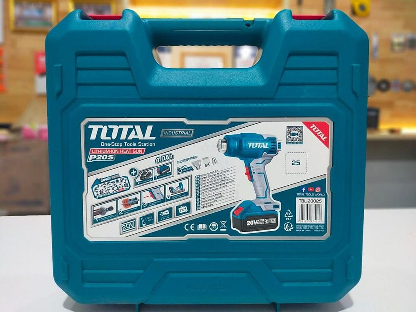 TOTAL TBLI20025 20V Cordless Heat Gun, 4.0Ah Battery & Fast Charger Included, Dual Temperature 300°C/550°C with 3 Nozzles