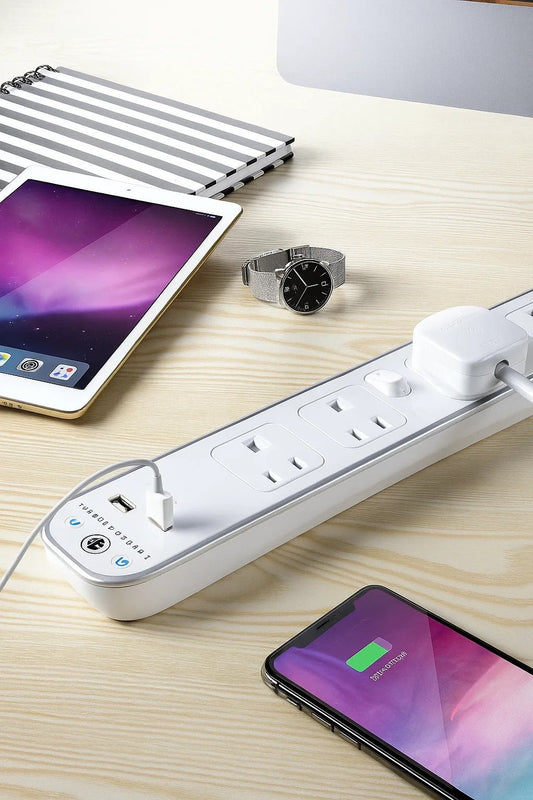 Masterplug Premium 4 Sockets 4 Meter Surge Protected High Gloss Extension Lead with 2 USB Ports, White