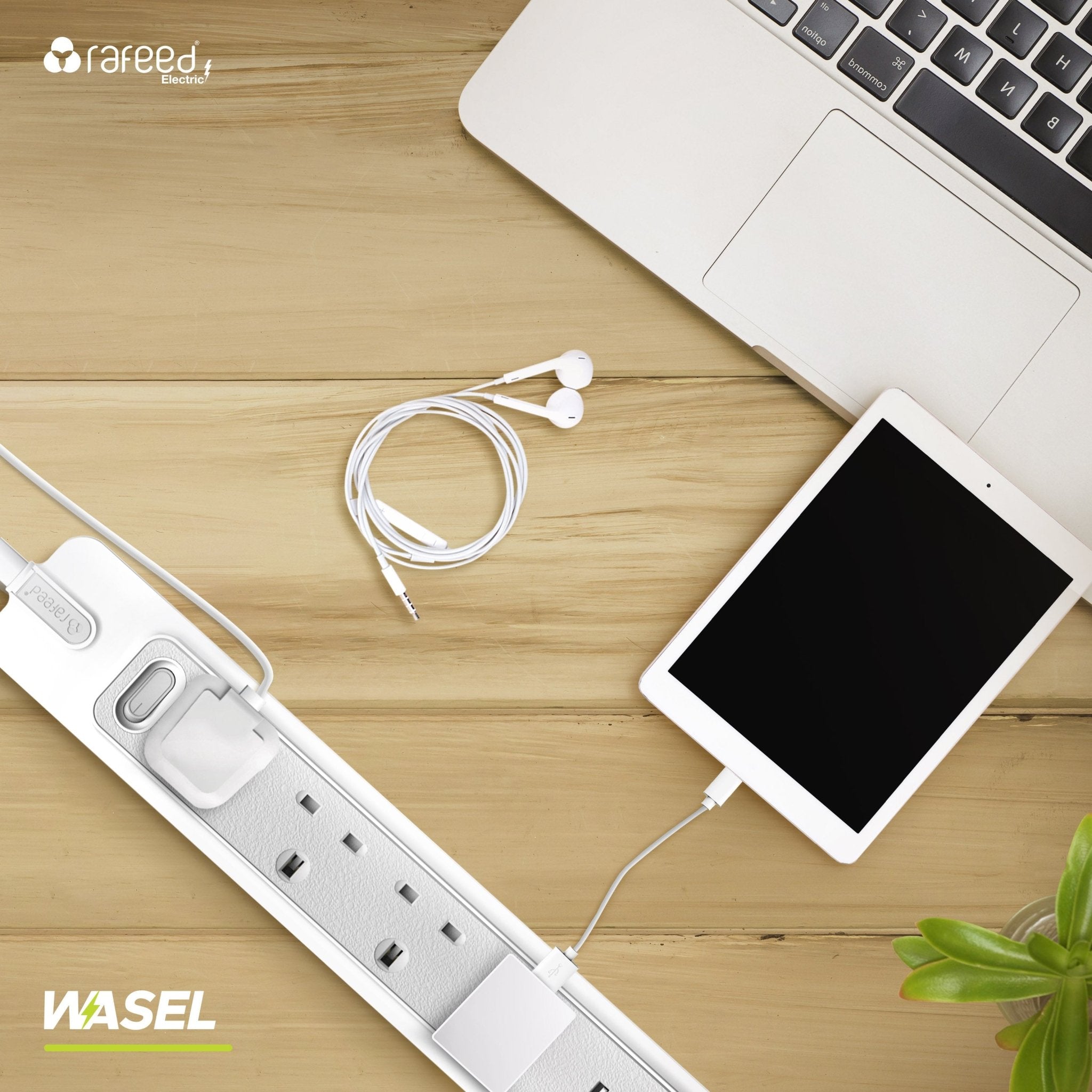 RAFEED 4 Gang UK Power Extension Socket 13A 230V with 5m Rubber Cord – Grey & White, on/off Switch, 2990W