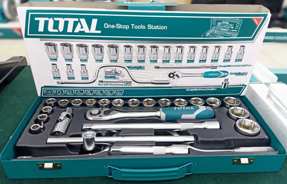 TOTAL 24Pcs 1/2″ Drive Socket Set, CR-V Steel, Ratchet 45T, Extension Bars