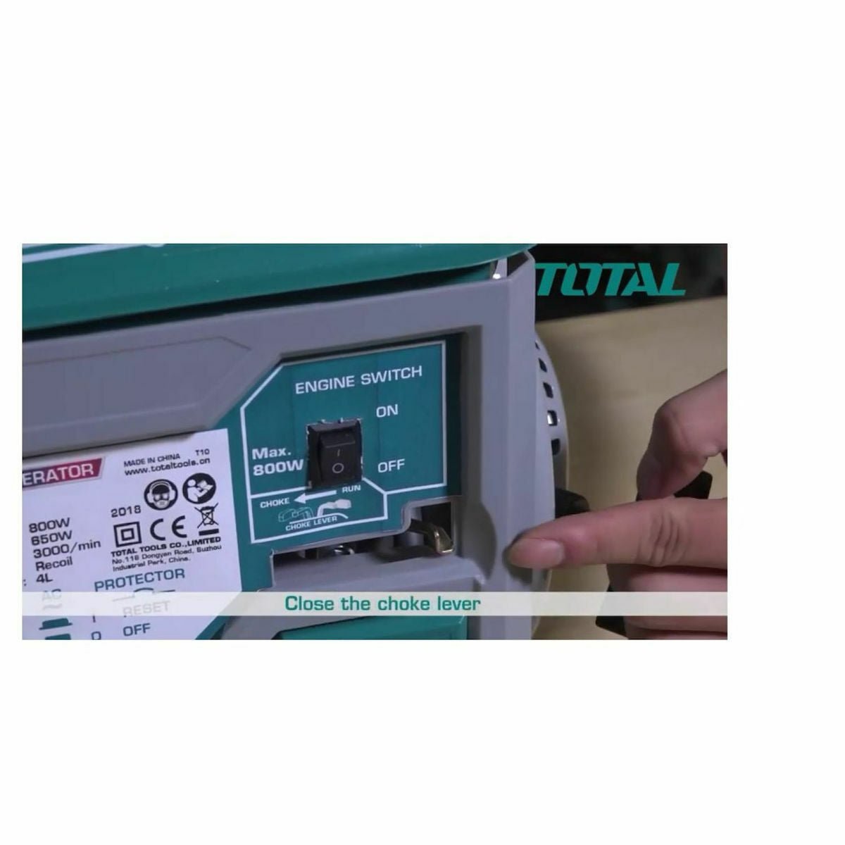 TOTAL TP18001 0.8kW Gasoline Generator, 800W Portable 2-Stroke Generator with Recoil Start & Compact Design