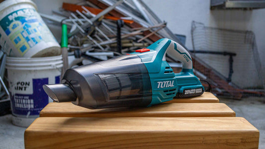 TOTAL Lithium Ion Vacuum Cleaner 20V 0.7L TVLI2001