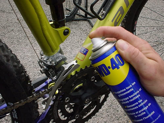 WD-40 Multi-Use Product Original – Lubricant, Rust Remover, Moisture Displacer & Corrosion Protection Spray